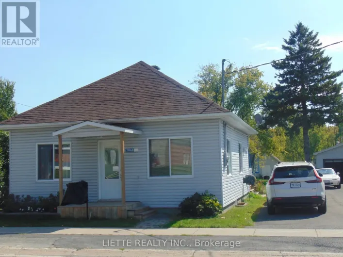 21968 MAIN STREET, North Glengarry
