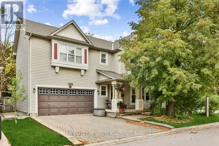 2198 WOODGLEN CRESCENT, Burlington