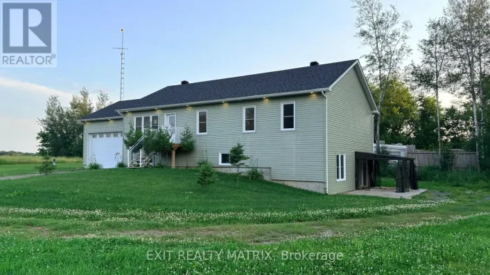 21992 BEAUCHAMP DRIVE, South Glengarry
