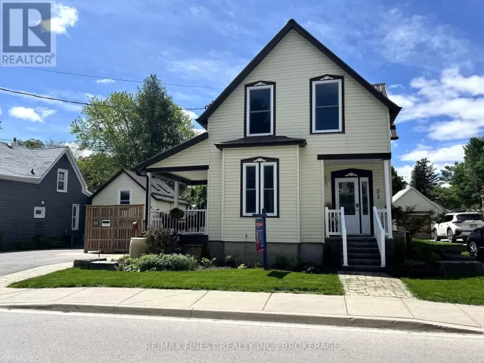 21A CENTRE STREET, Prince Edward County