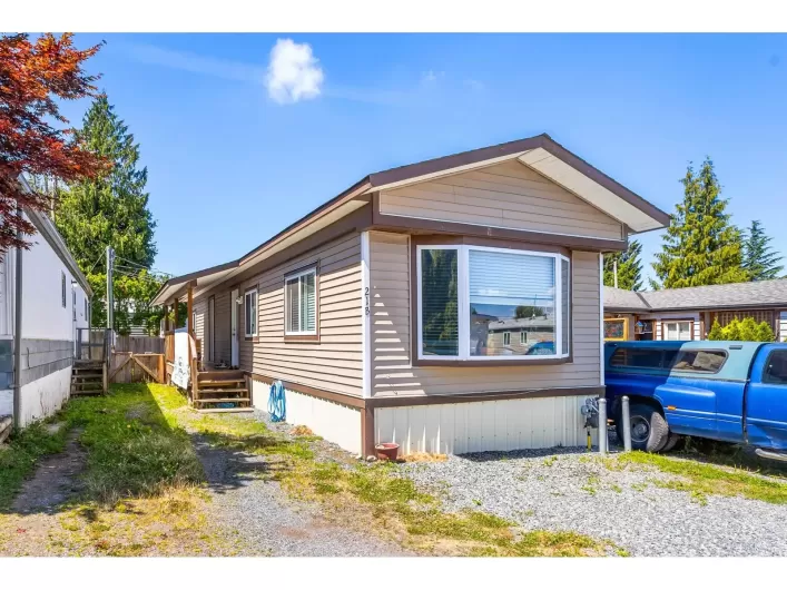 21B 26892 FRASER HIGHWAY, Langley