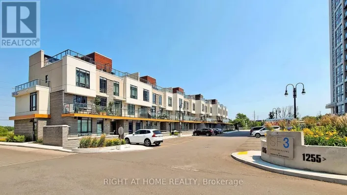 22 - 1245 BAYLY STREET, Pickering