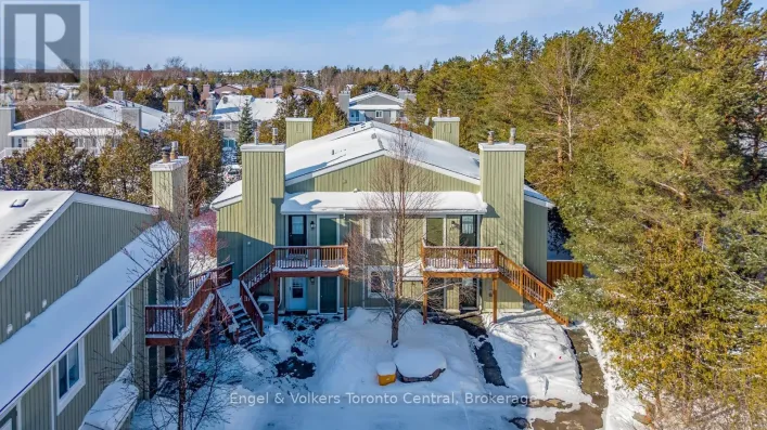 22 - 15 DAWSON DRIVE, Collingwood