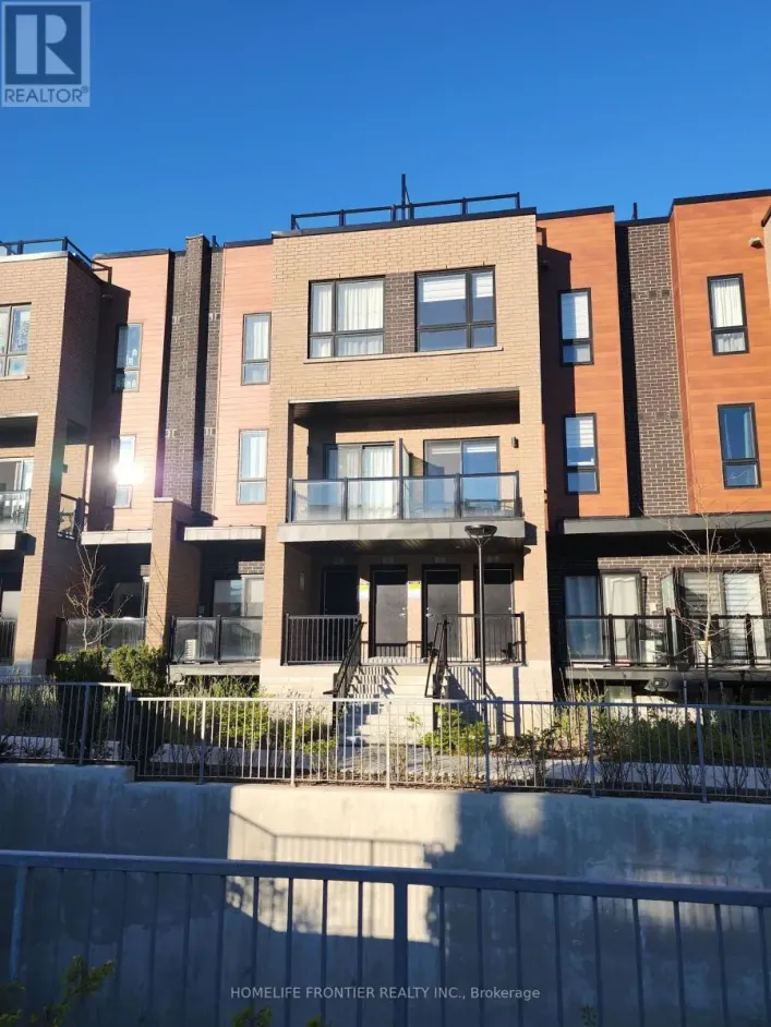 22 - 15 LYTHAM GREEN CIRCLE, Newmarket