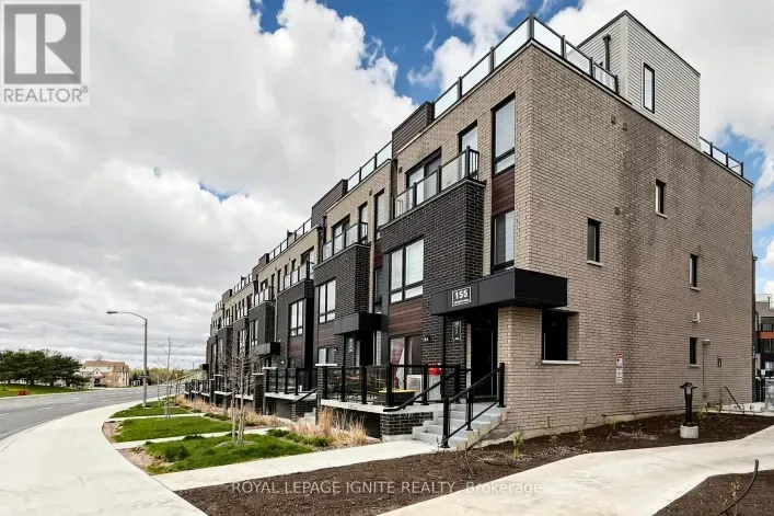 Row / Townhouse for sale: 22 - 155 TAPSCOTT ROAD, Toronto
