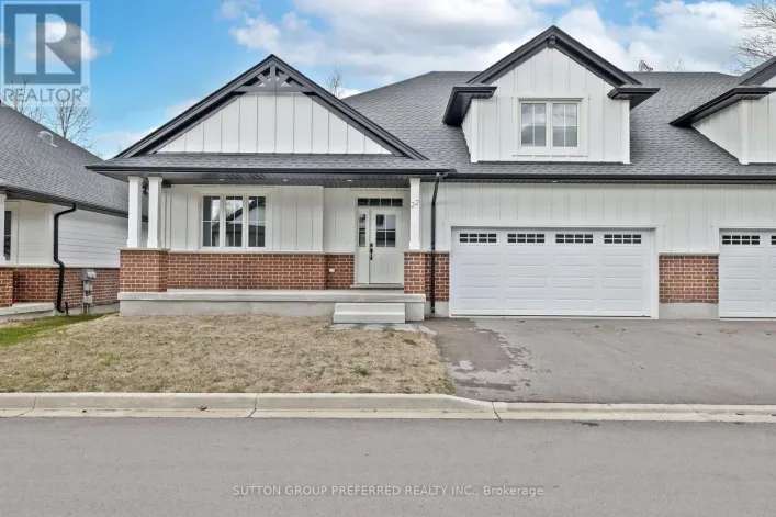 22 - 175 GLENGARIFF DRIVE, Southwold