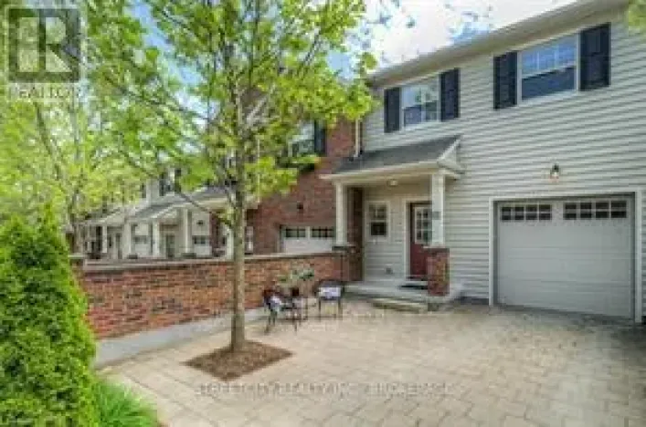 22 - 1850 BEAVERBROOK AVENUE, London North