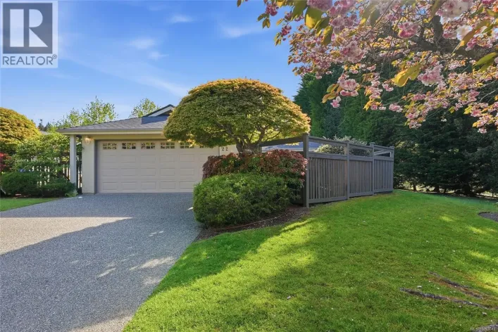 22 2655 Andover Rd, Nanoose Bay