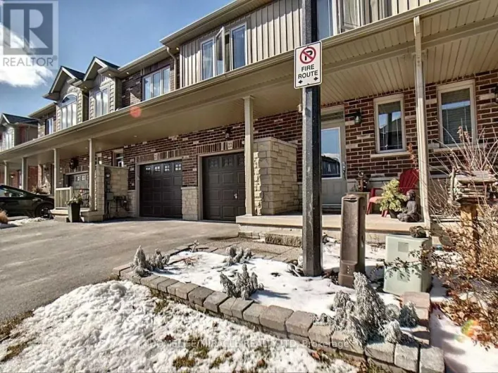 22 - 380 LAKE STREET, Grimsby