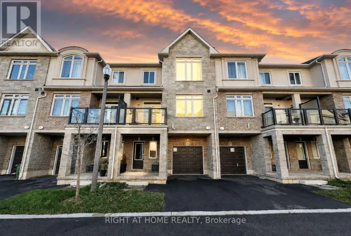 22 - 40 ZINFANDEL DRIVE, Hamilton