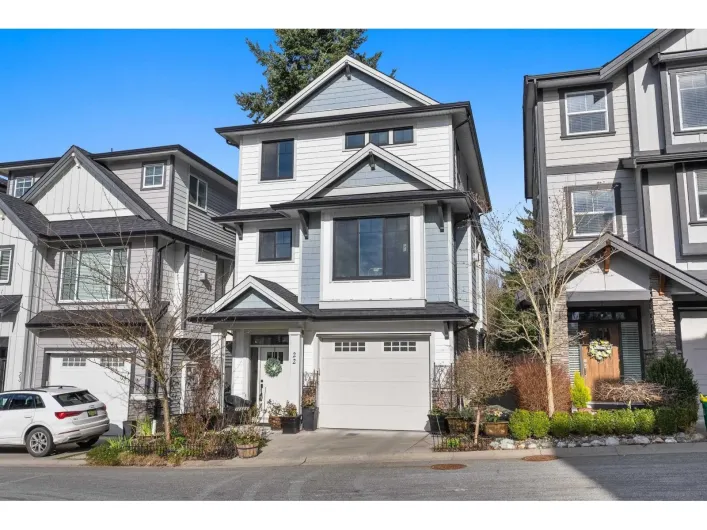 22 4295 OLD CLAYBURN ROAD, Abbotsford