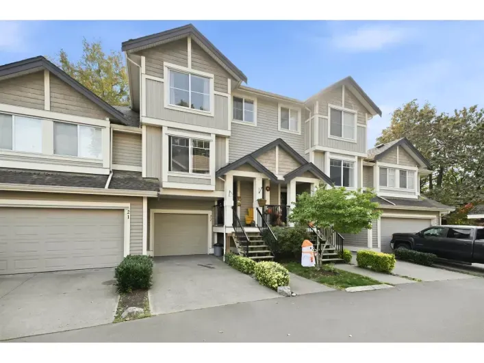 22 45550 SHAWNIGAN CRESCENT|Garrison Crossing, Chilliwack