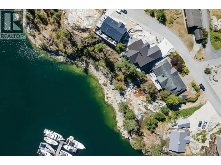 22 4622 SINCLAIR BAY ROAD, Pender Harbour