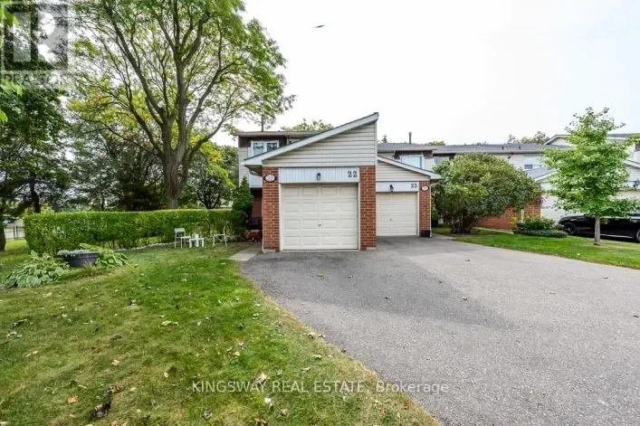 Row / Townhouse for sale: 22 - 525 MEADOWS BOULEVARD, Mississauga
