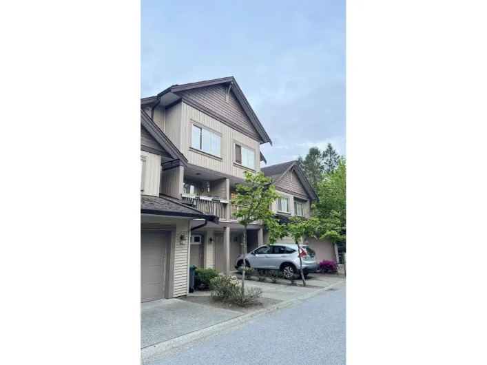 22 6238 192 STREET, Surrey