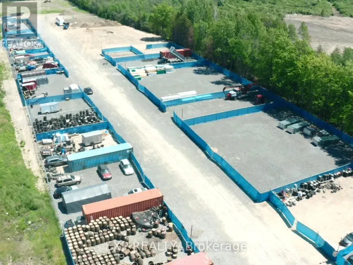 22 - 6571 BANK STREET, Ottawa