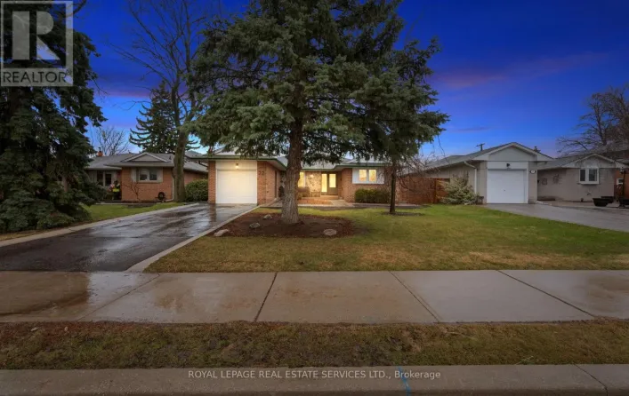 22 ARBROATH CRESCENT, Toronto