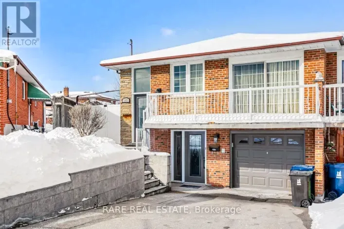 House for rent: 22 BAMFORD CRESCENT, Toronto