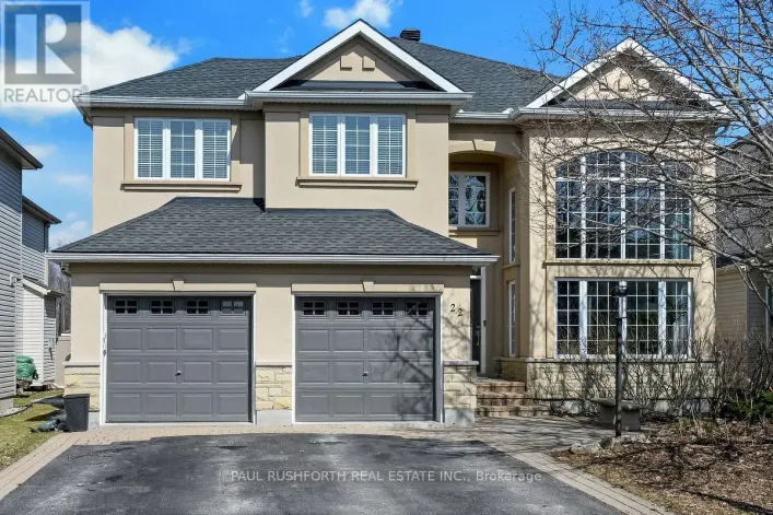 22 BLACKSHIRE CIRCLE, Ottawa