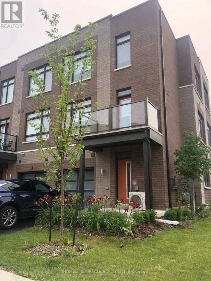 22 BLUENOSE STREET, Vaughan