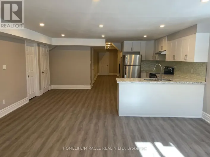 22 BOONE CRESCENT, Vaughan