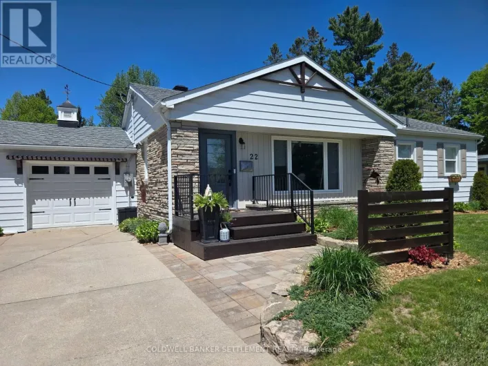 22 BROADVIEW AVENUE W, Smiths Falls