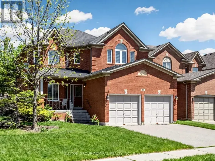 22 CANYON HILL AVENUE, Richmond Hill