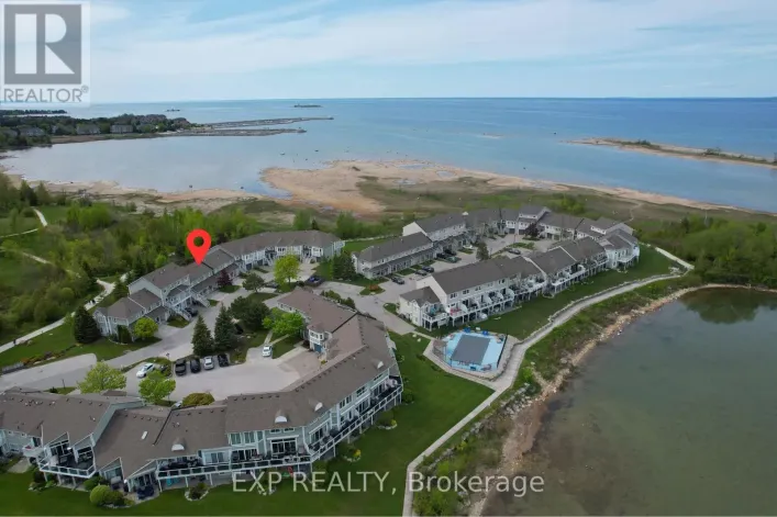 22 CRANBERRY SURF, Collingwood