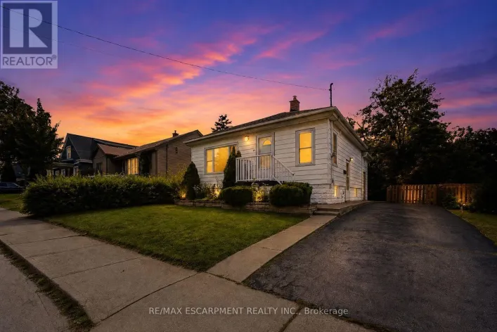 22 DAVID AVENUE, Hamilton