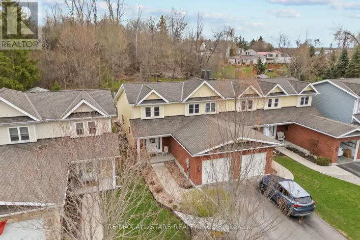 22 DEANE STREET, Kawartha Lakes