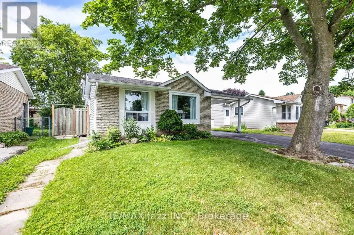 22 DEERPARK CRESCENT, Clarington