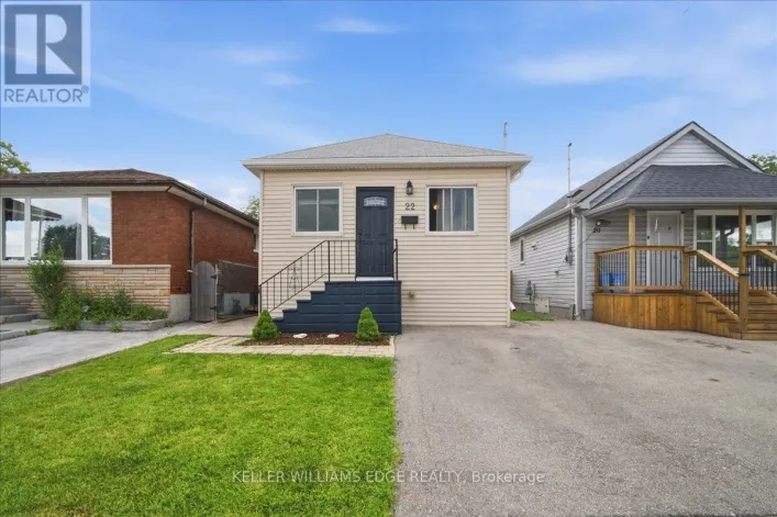 22 DELENA AVENUE N, Hamilton
