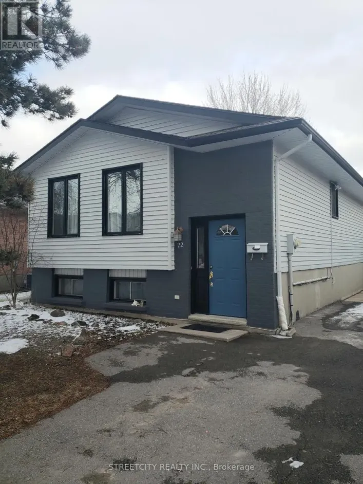 22 ERICA CRESCENT S, London South