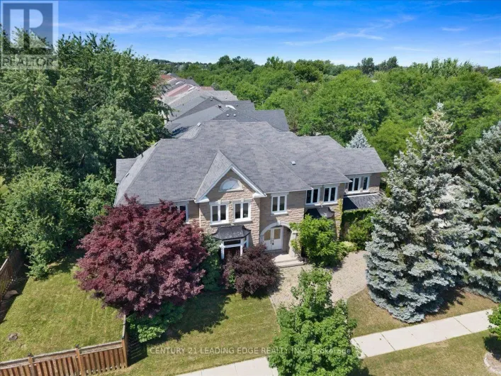 22 FERN AVENUE, Richmond Hill