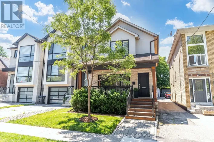 22 FOURTH STREET, Toronto