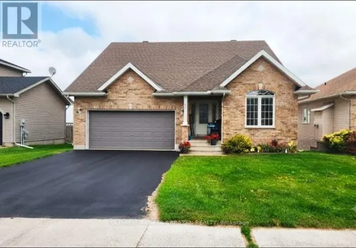 22 FRIEDAY STREET, Arnprior