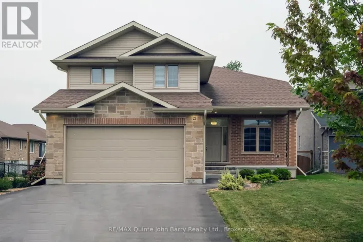 22 GRANBY COURT, Belleville