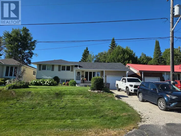 22 HARDING AVENUE, Kirkland Lake
