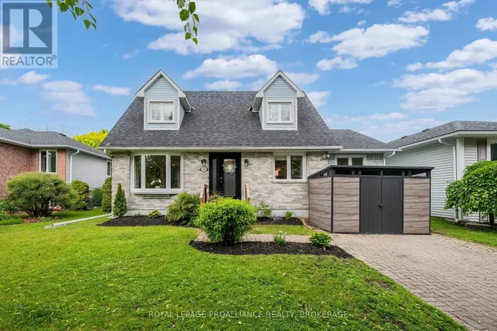 22 HERITAGE DRIVE, Loyalist