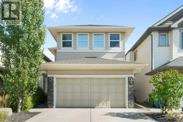 22 Hillcrest Street SW, Airdrie