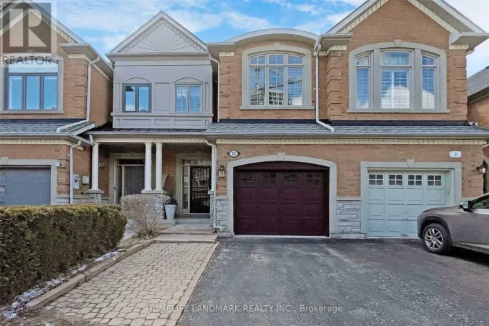 22 KINGSBRIDGE CIRCLE, Vaughan