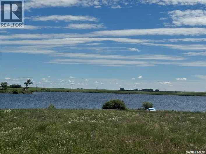 Unknown for sale: 22 Lakeshore DRIVE, Gravelbourg Rm No. 104