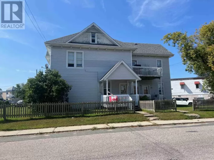 22 Lakeside, Blind River