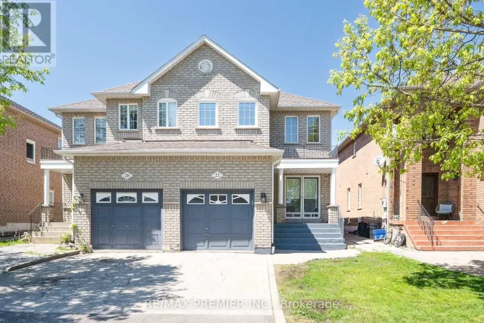 22 LAURA SABRINA DRIVE, Vaughan