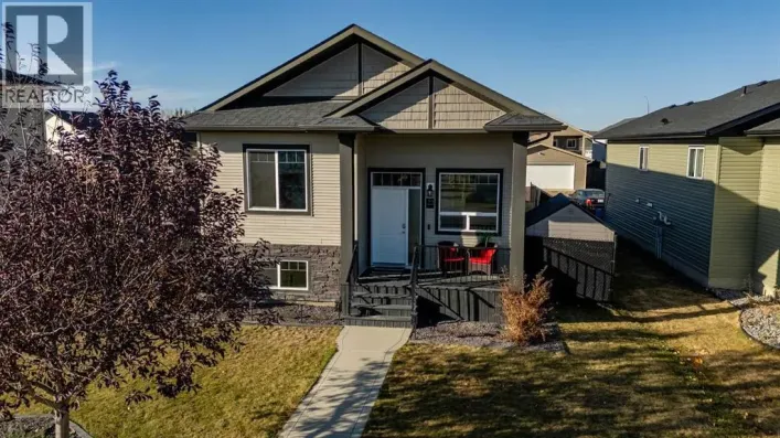 22 Mackenzie Ranch Way, Lacombe