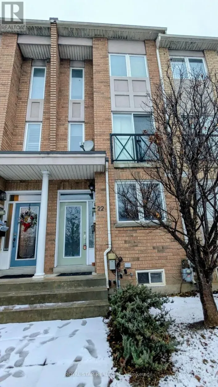 22 MARKET GARDEN MEWS, Toronto