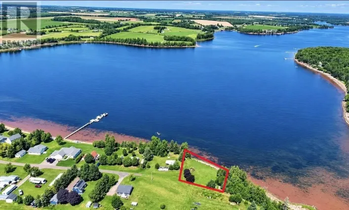 22 Maxfield Drive, Mill River East