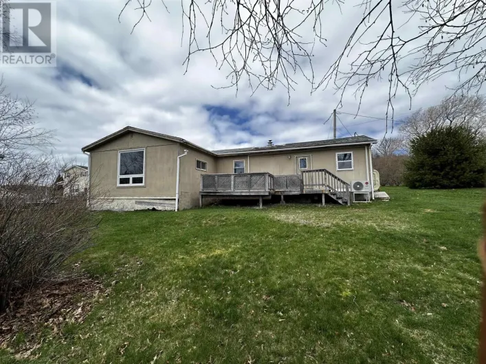 22 Old Halifax Road W, Three Mile Plains