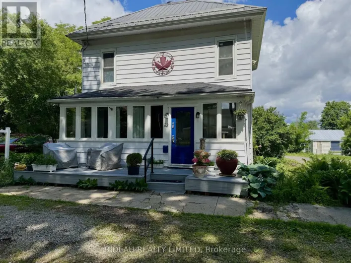 22 PERTH STREET, Rideau Lakes