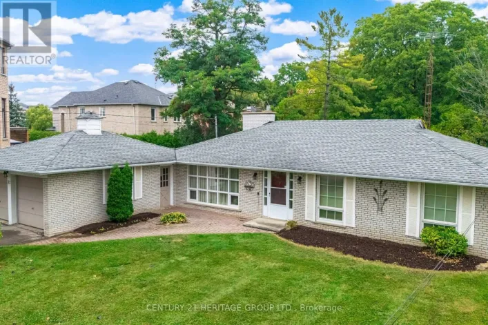 22 POPLAR DRIVE, Richmond Hill